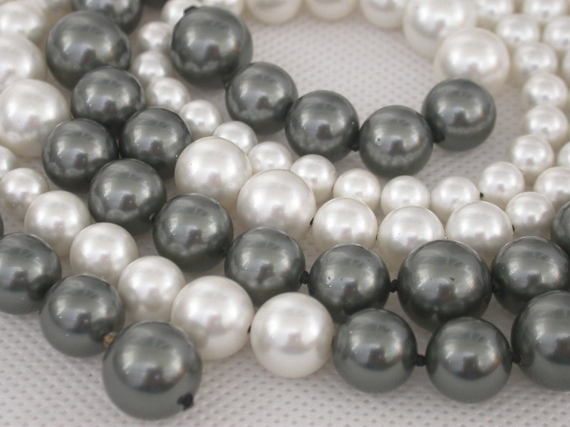 AAA Long Graduated 47" 12mm round white black south sea shell pearls necklace c1625