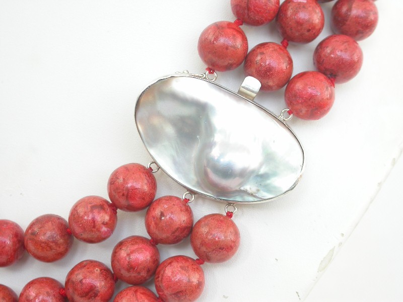 AAA natural 19" 3row 14mm round red sponge coral necklace mabe pearl clasp c1712