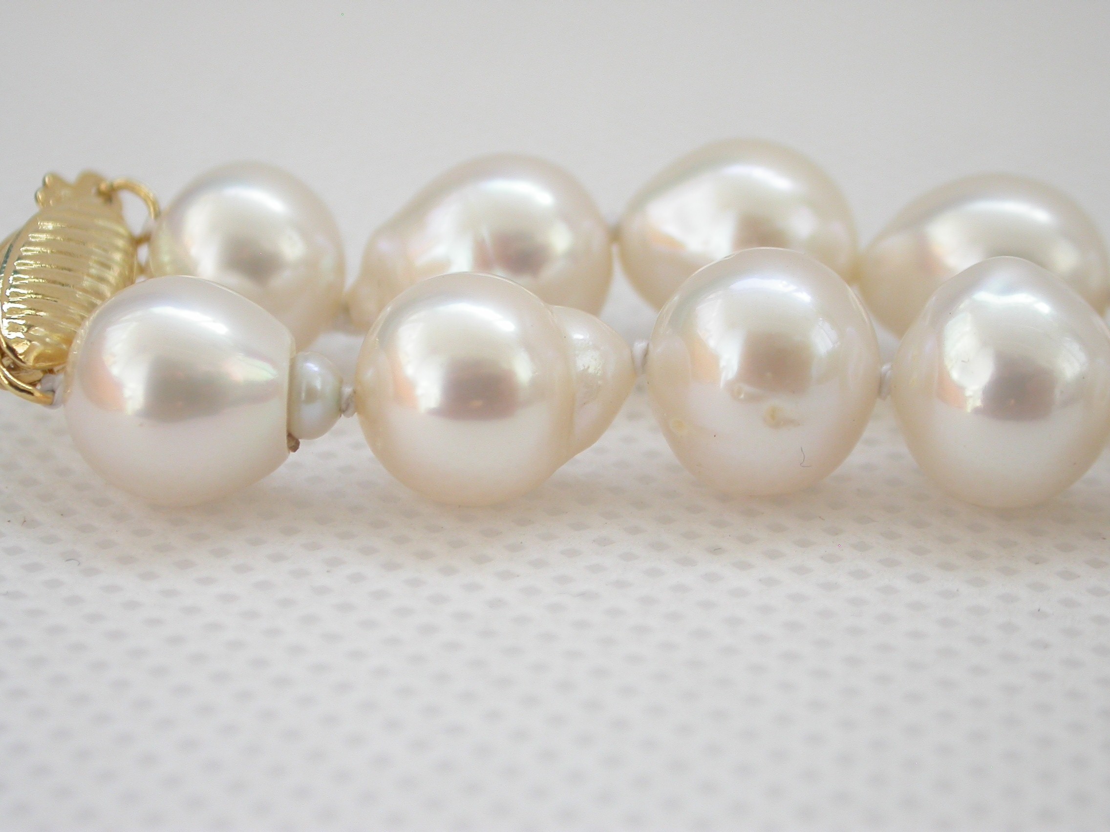 AAA natural 17" 11mm baroque white south sea pearls necklace 14KT gold c1441