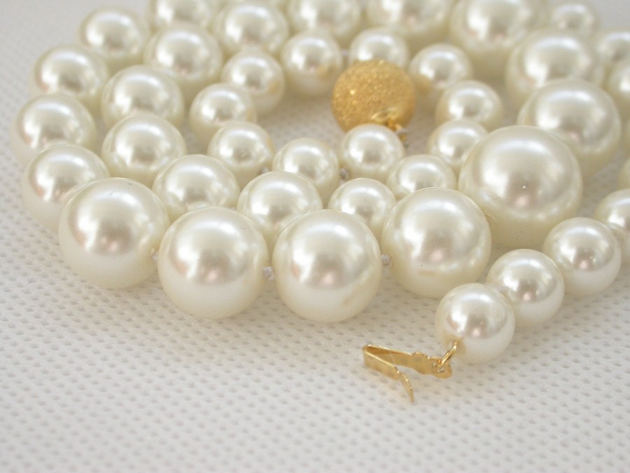 AAA Graduated 18" 8-14mm round white south sea shell pearls necklace 9K clasp