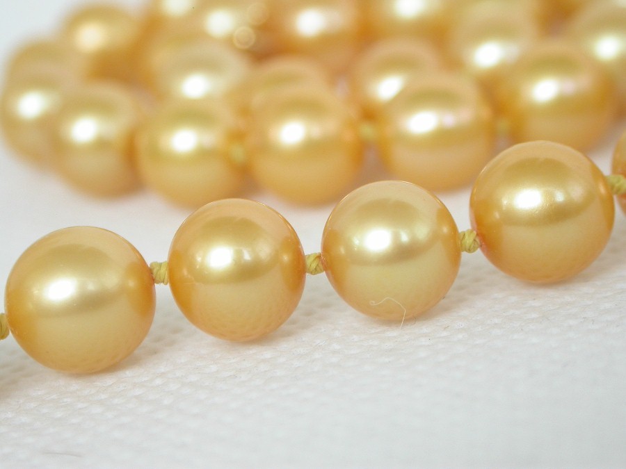 AAAA natural 18" 8.5mm round yellow golden south sea pearl necklace 14KT clasp