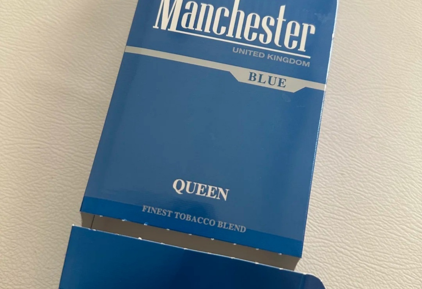 Blue Marlboro Cigarettes Australia｜Rich Taste with a Smooth Premium Finish