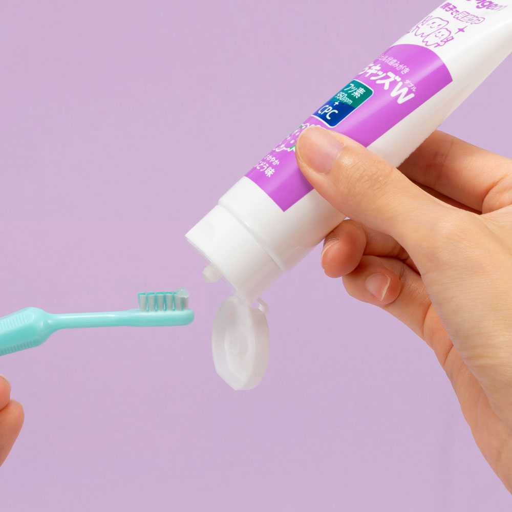 Pigeon Baby and Toddler Milk Tooth Care Gel Toothpaste #Grape Flavor 50g