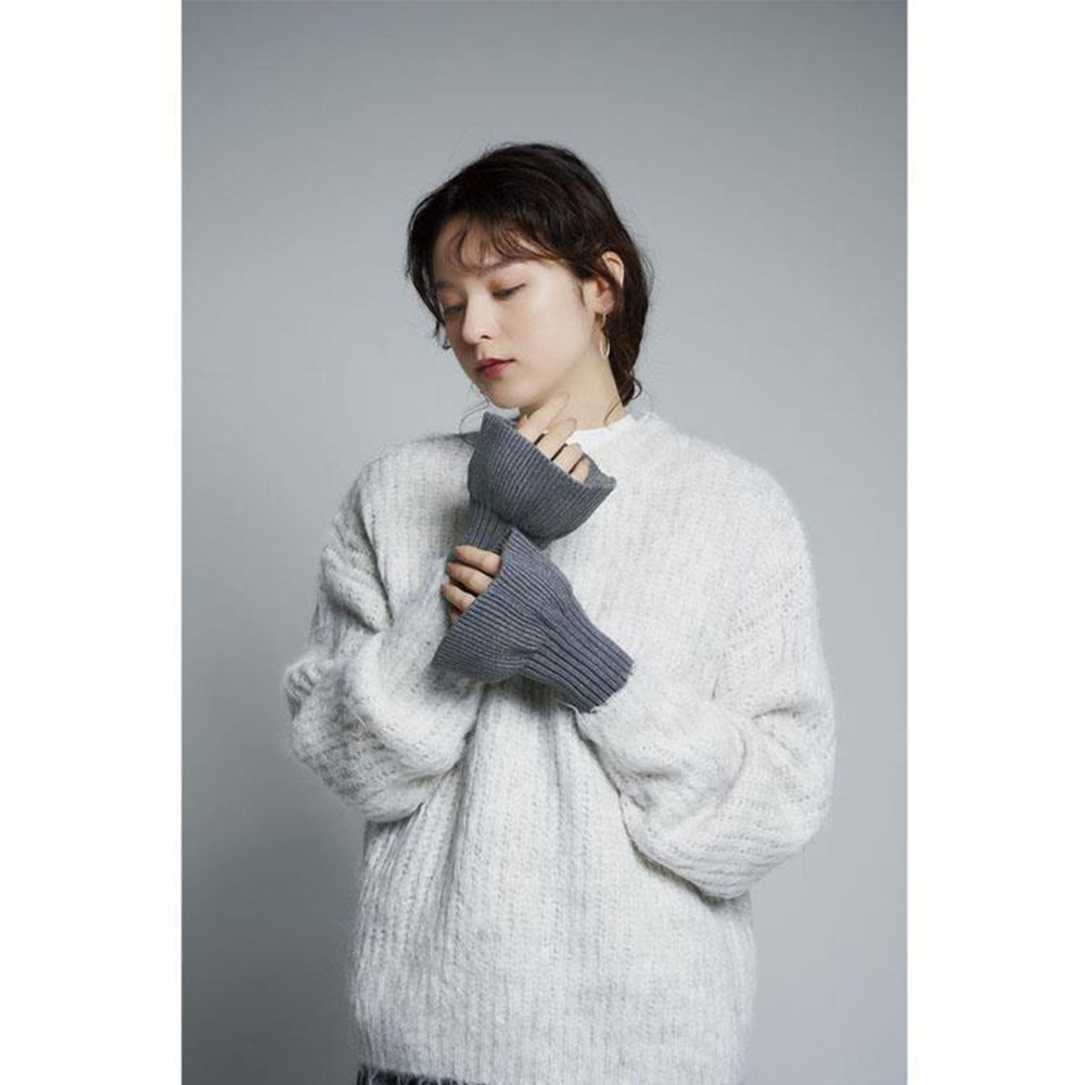 COGIT knitted warm false trumpet sleeves #charcoal gray 1 pair Fashionable warmth/adding a sense of layering