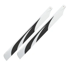 Black and whit1pair