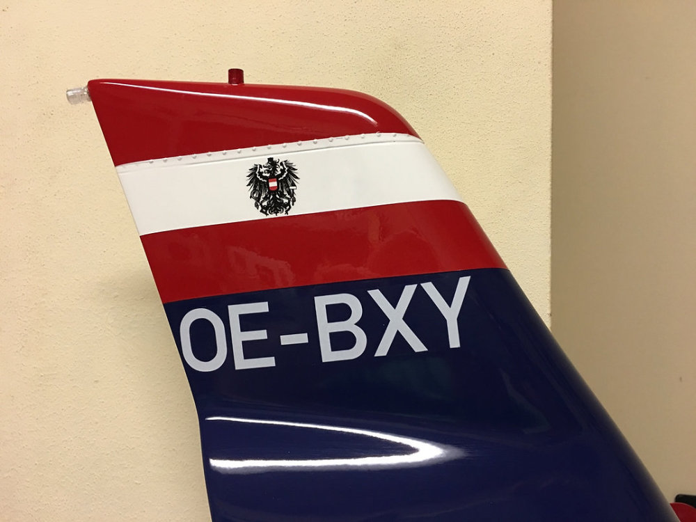 ROBAN 800 Size EC-135 ARF Police Austria Scale Helicopter Fuselage Fiberglass Body Shell with Mechanics Ready