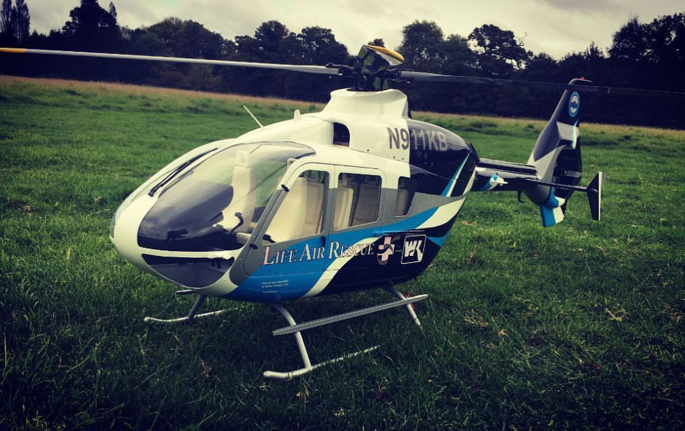 ROBAN 800 Size EC-135 ARF Life Air Rescue Scale Helicopter Fuselage Fiberglass Body Shell with Mechanics Ready