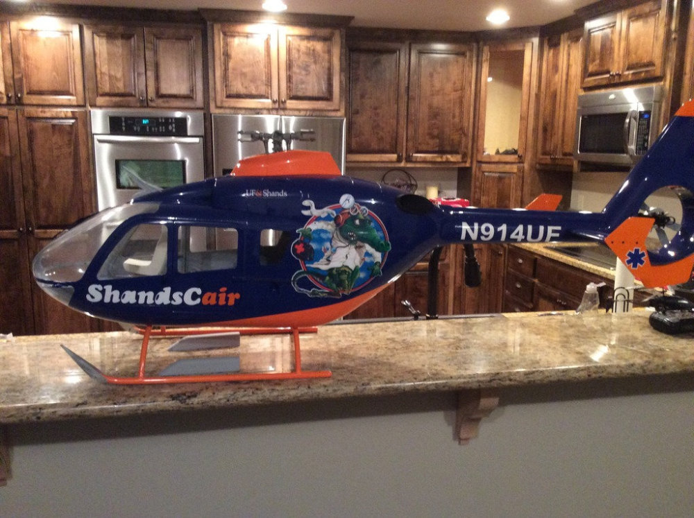 ROBAN 800 Size EC-135 ARF Shands Cair Scale Helicopter Fuselage Fiberglass Body Shell with Mechanics Ready