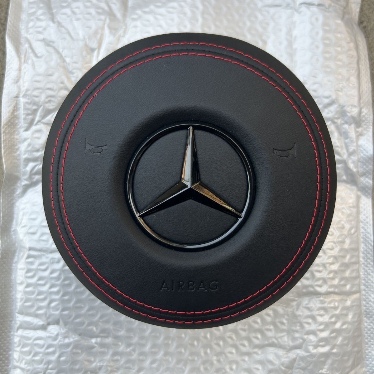 Leather airbag cover suitable for the new Mercedes Benz steering wheel