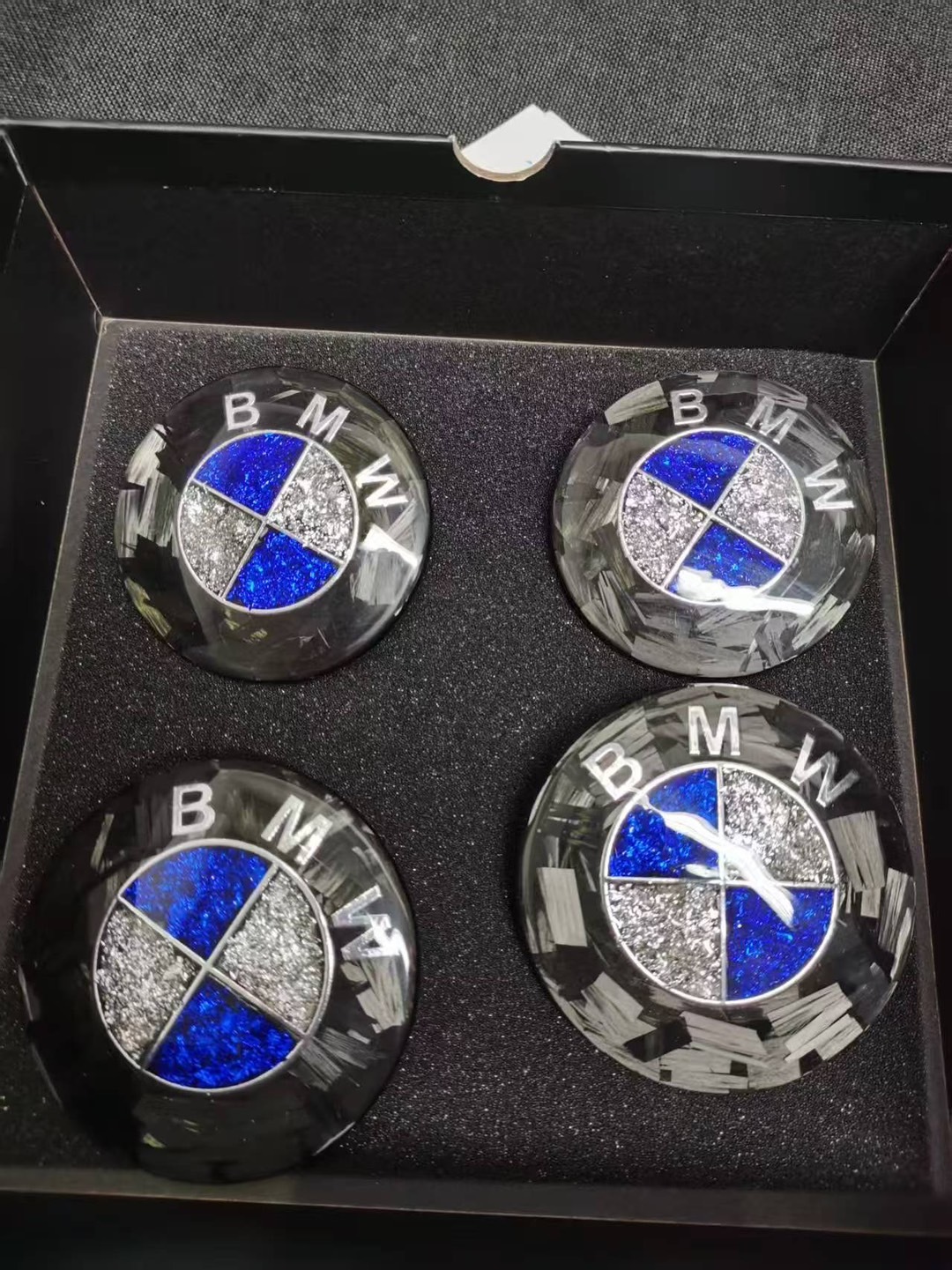 Suitable for all models of BMW forged carbon fiber logo