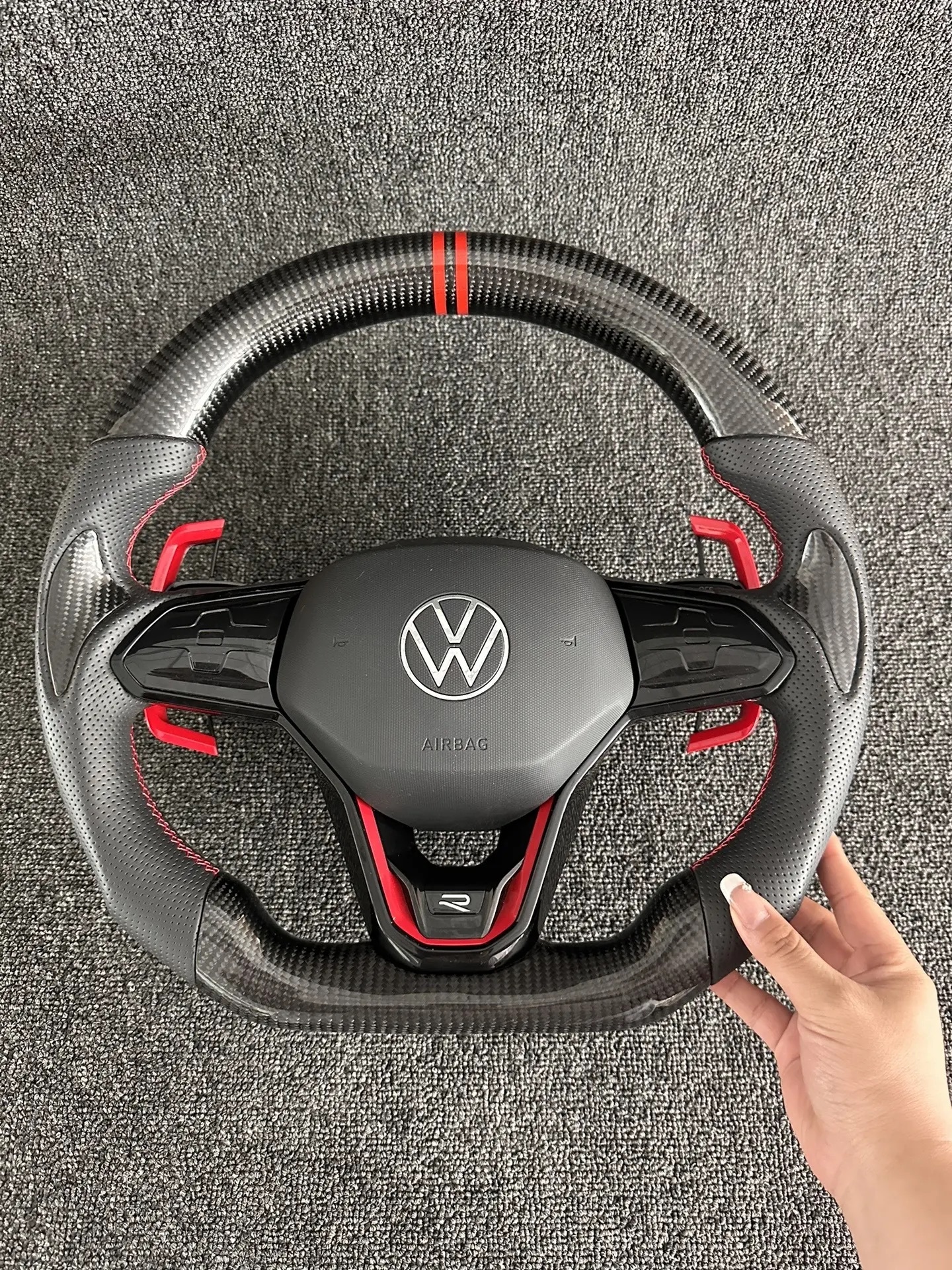 Suitable for Volkswagen Golf MK8 Golf 8 GTI R carbon fiber steering wheel