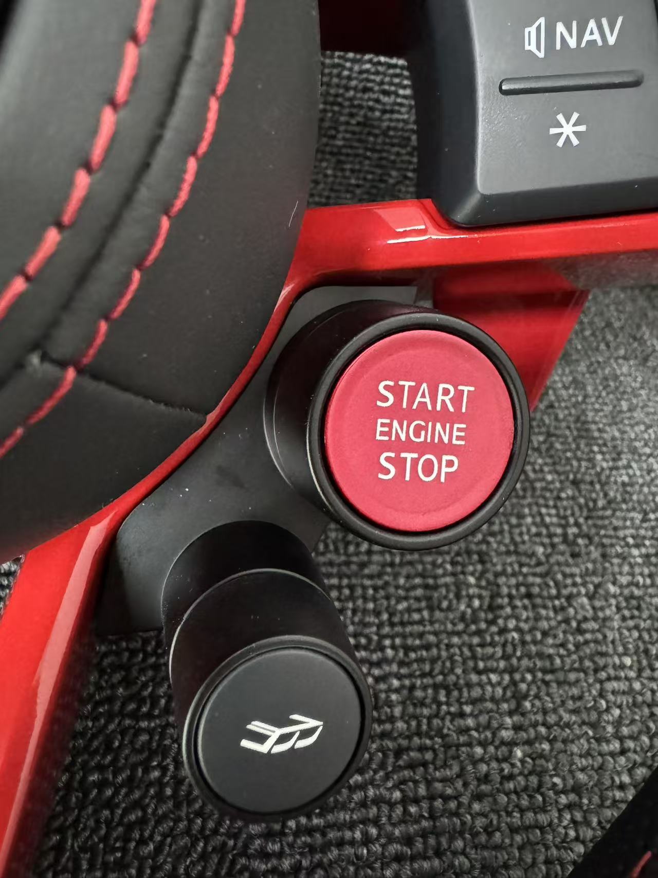 Customized Full Leather R8 steering wheel with 4 buttons for Audi S RS