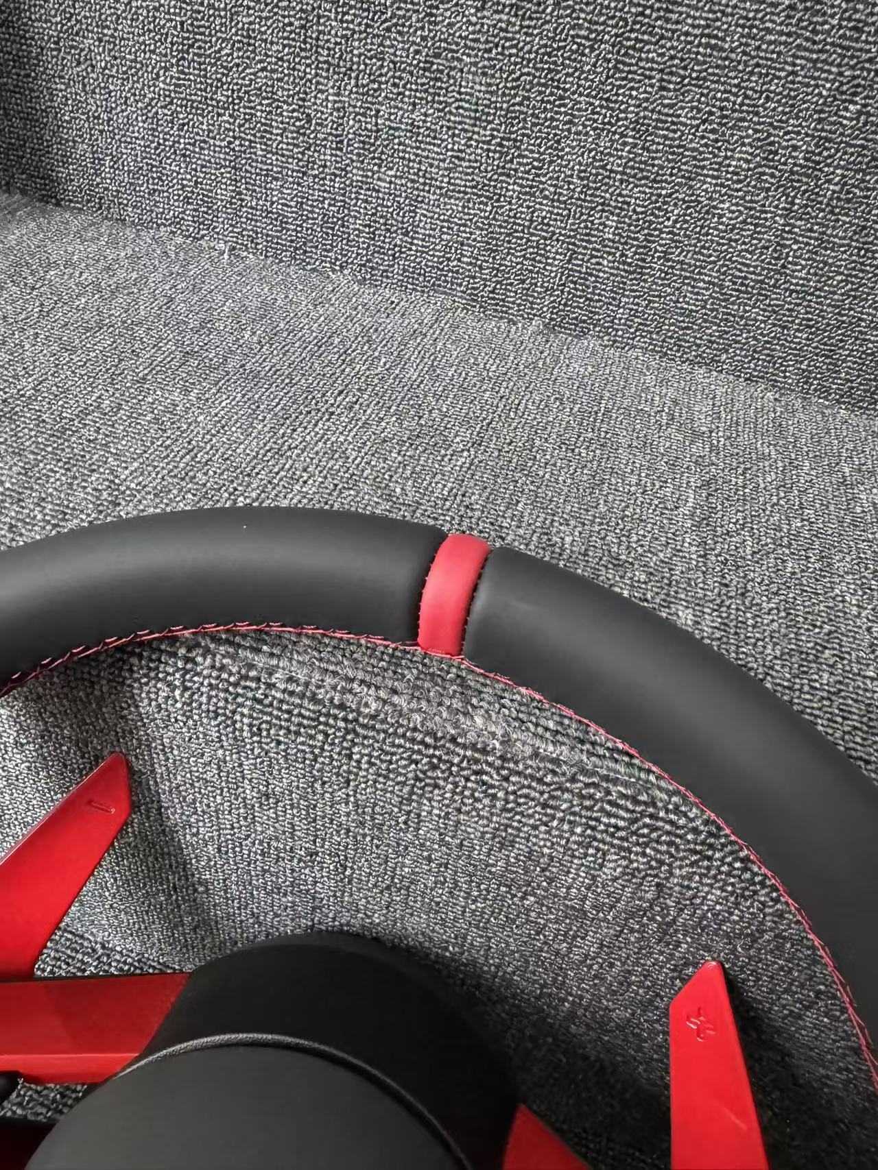 Customized Full Leather R8 steering wheel with 4 buttons for Audi S RS