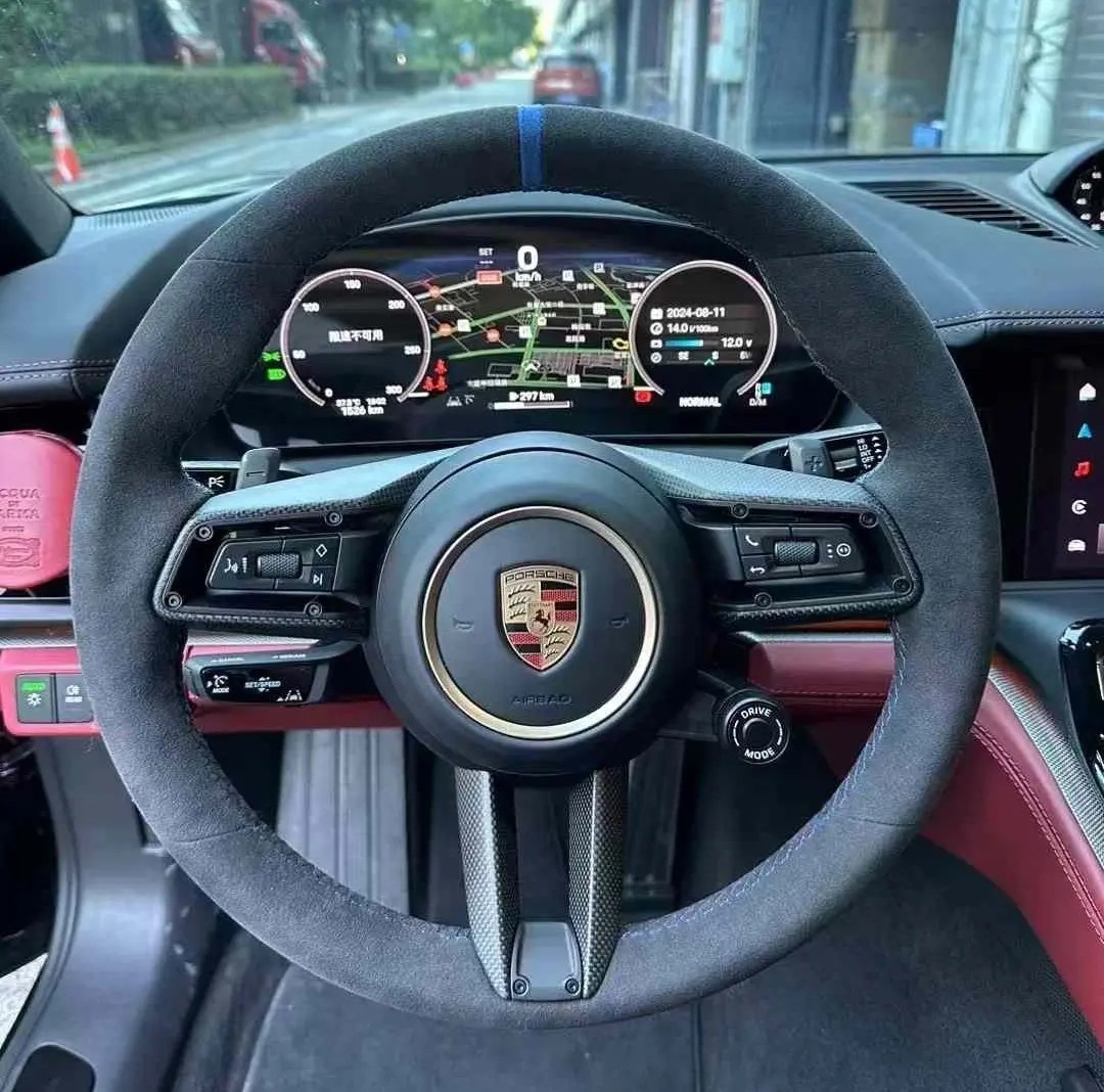 Customized Alcantara steering wheel without airbag suitable for Porsche Panamera, Cayenne, Macan, 718, Cayman, Boxster and 911 models.