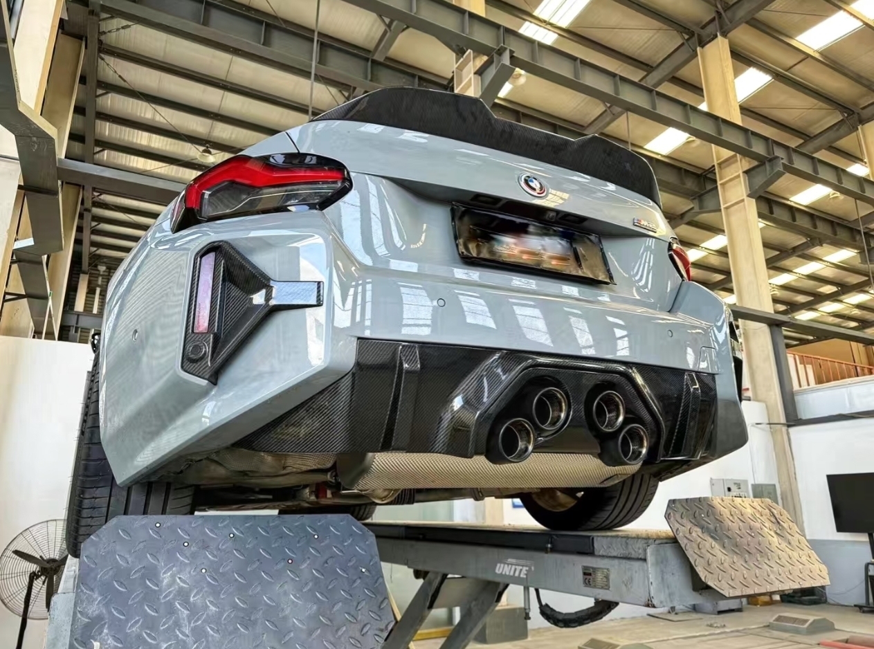 Exhaust System（ Mid & Rear Section）+ Exhaust Tips + Exhaust Valve Controller + Carbon fiber rear lip for BMW G87 M2