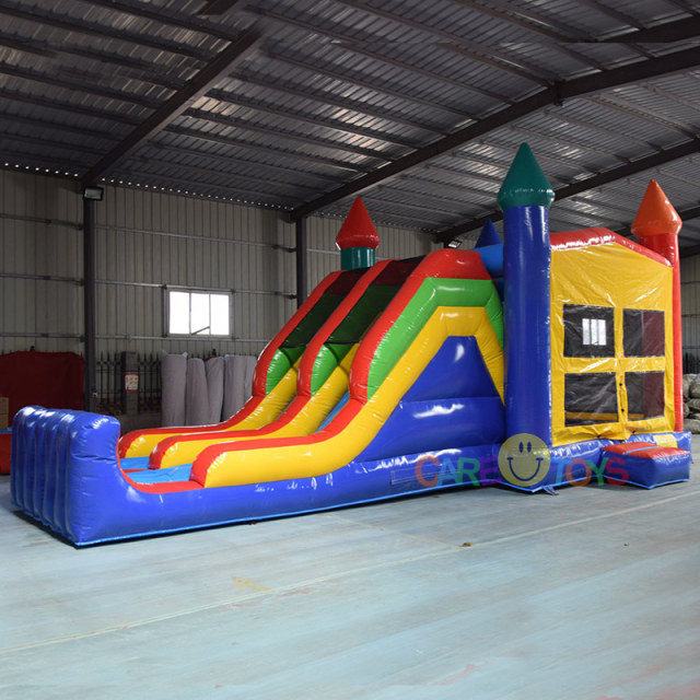 Bounce Castle with dual lane slide