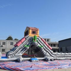 Jammer House inflatable water slide