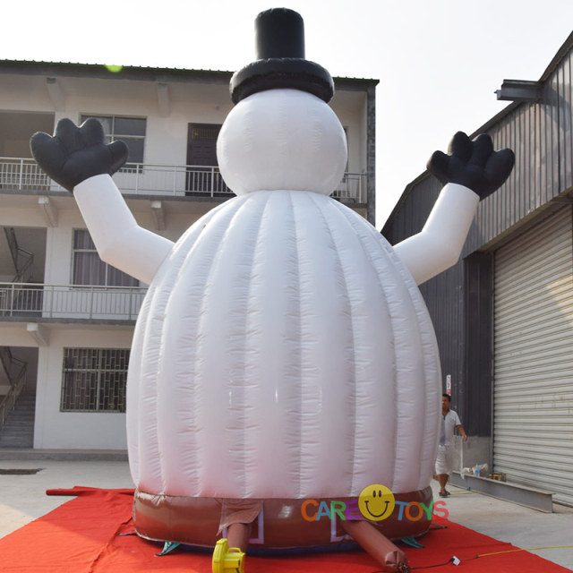 Giant 3D inflatable snowman bouncy castle