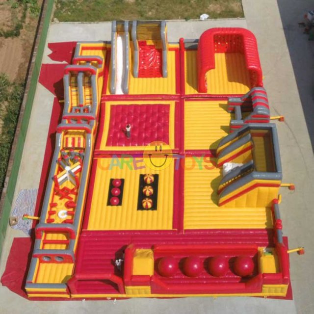 Giant 30x20m custom inflatable theme park