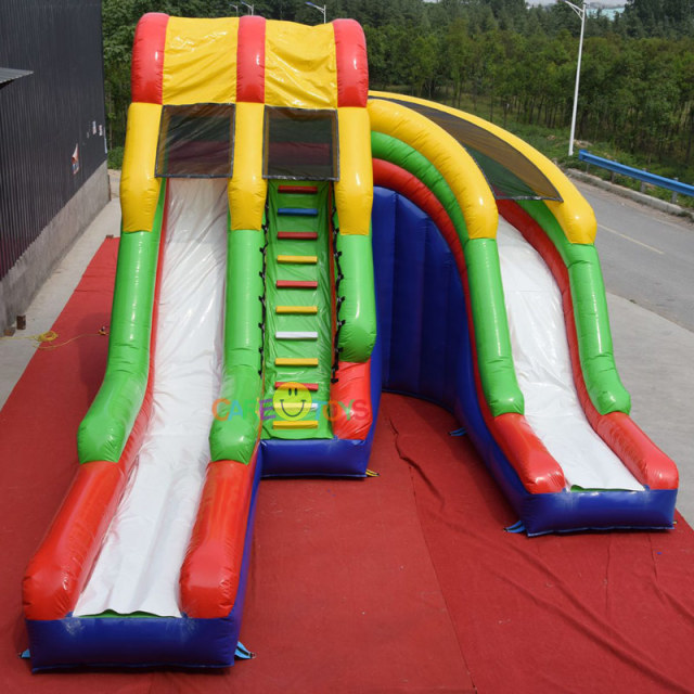 Helix inflatable slide
