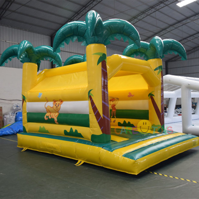 Jungle zoo bouncy castle