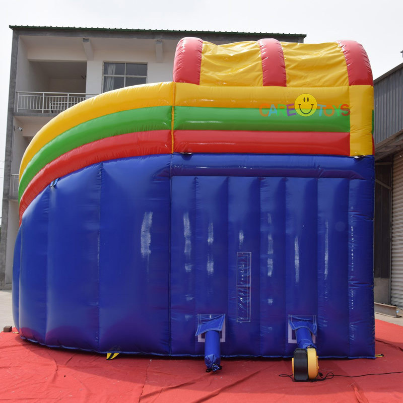 Helix inflatable slide