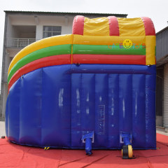 Helix inflatable slide