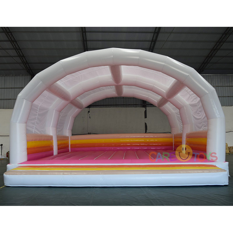 Custom Large wedding inflatable castle with arch roof