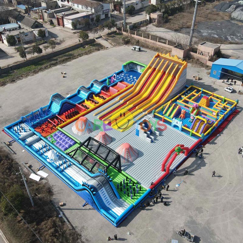 50x40m world's biggest outdoor inflatable theme park