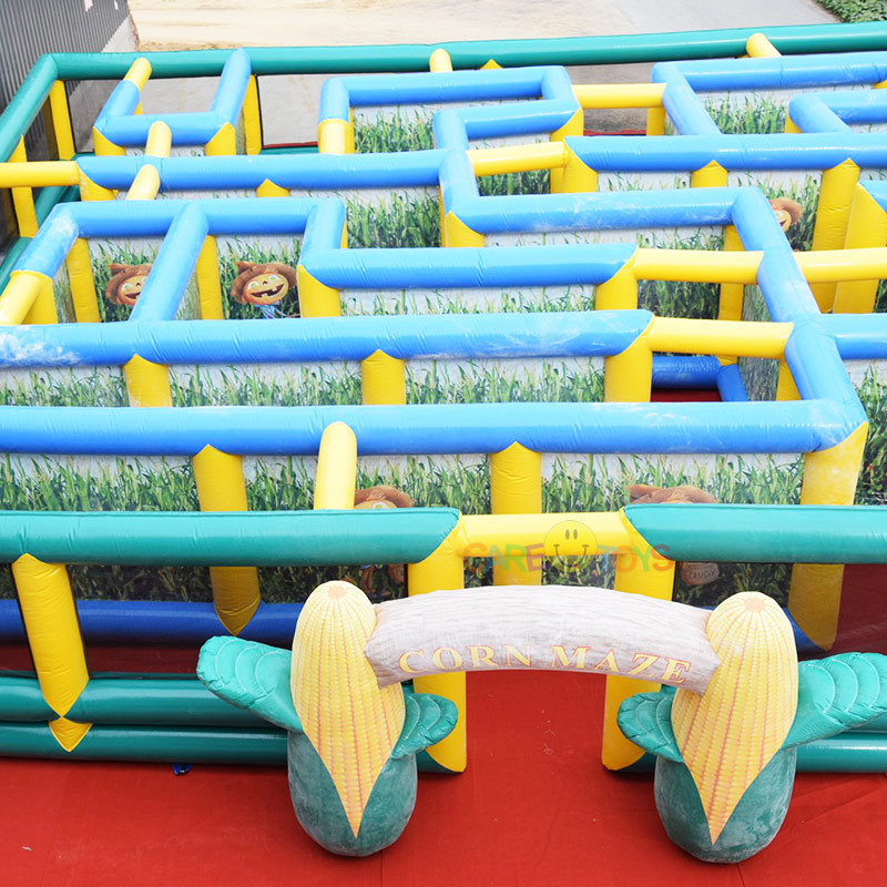 50x50ft inflatable cornfield maze
