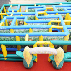50x50ft inflatable cornfield maze