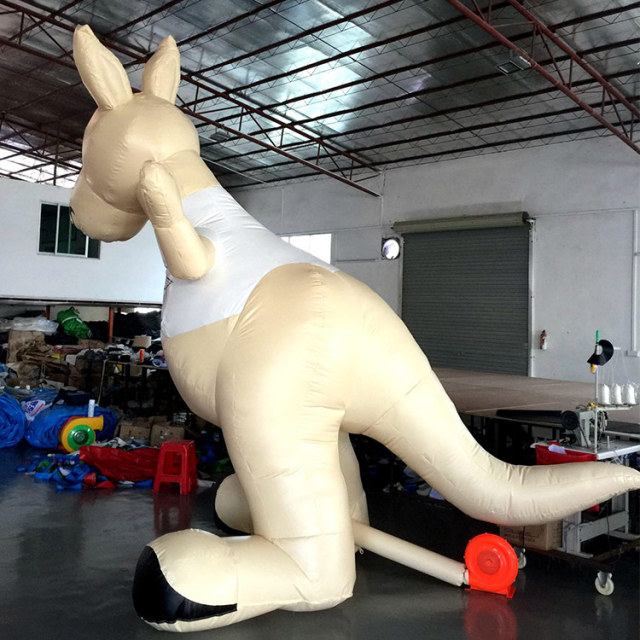 giant inflatable kangaroo balloon
