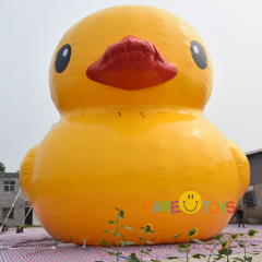 giant 47ft inflatable yellow duck balloon