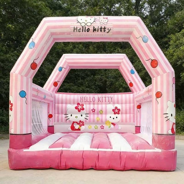 Custom Large Hello Kitty Bouncy Castle