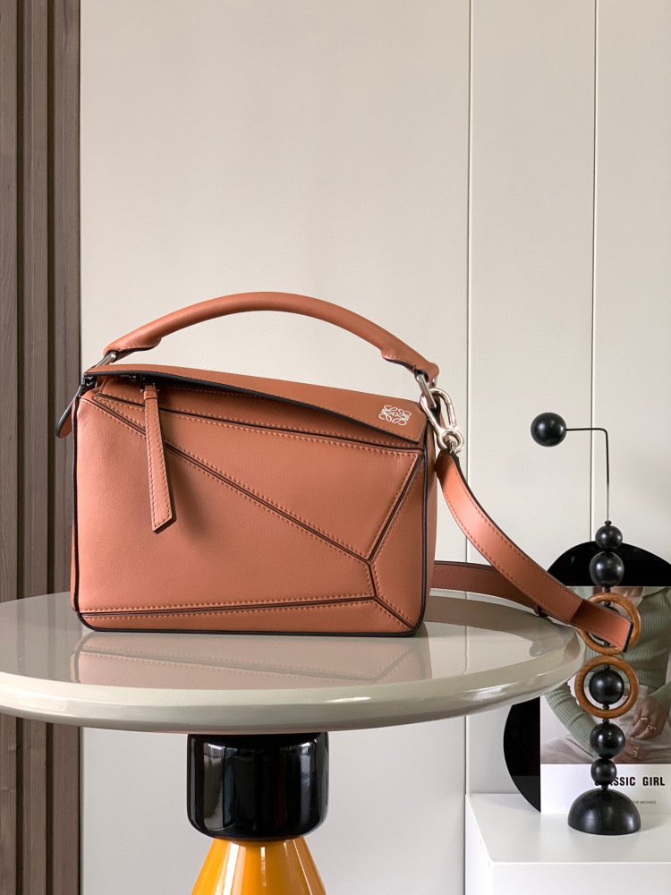 Loewe puzzle small