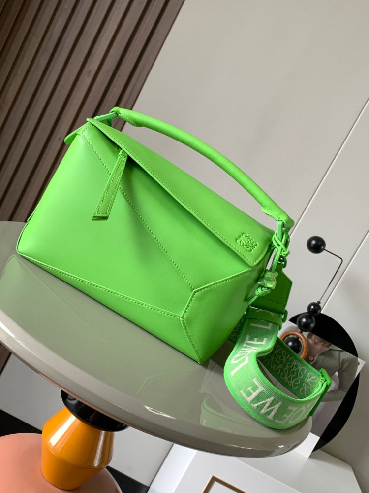 Loewe puzzle small