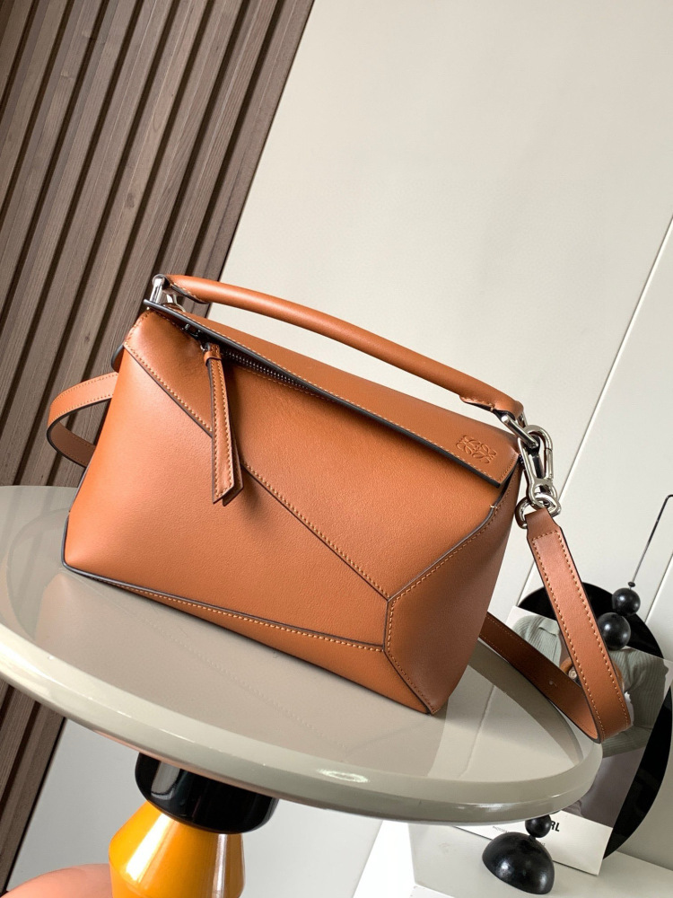 Loewe puzzle small