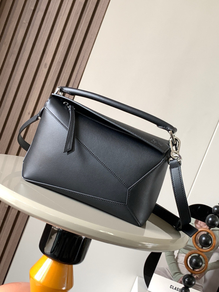 Loewe puzzle small