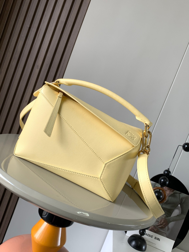 Loewe puzzle small