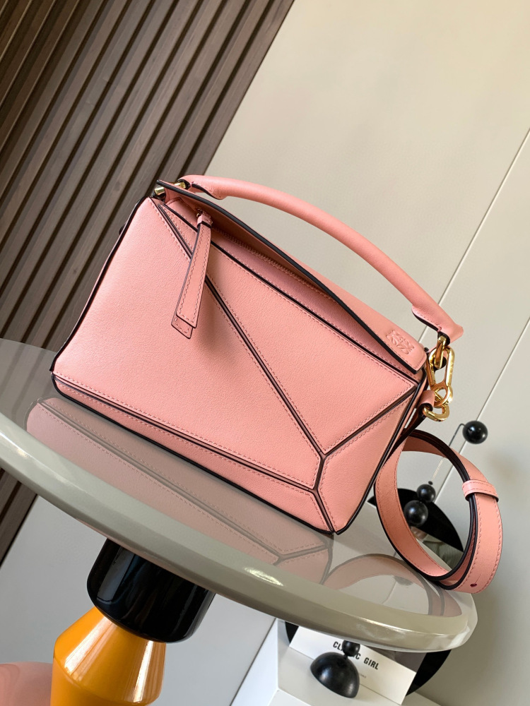 Loewe puzzle small