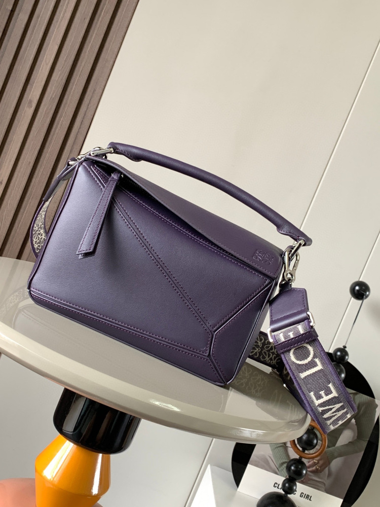 Loewe puzzle small