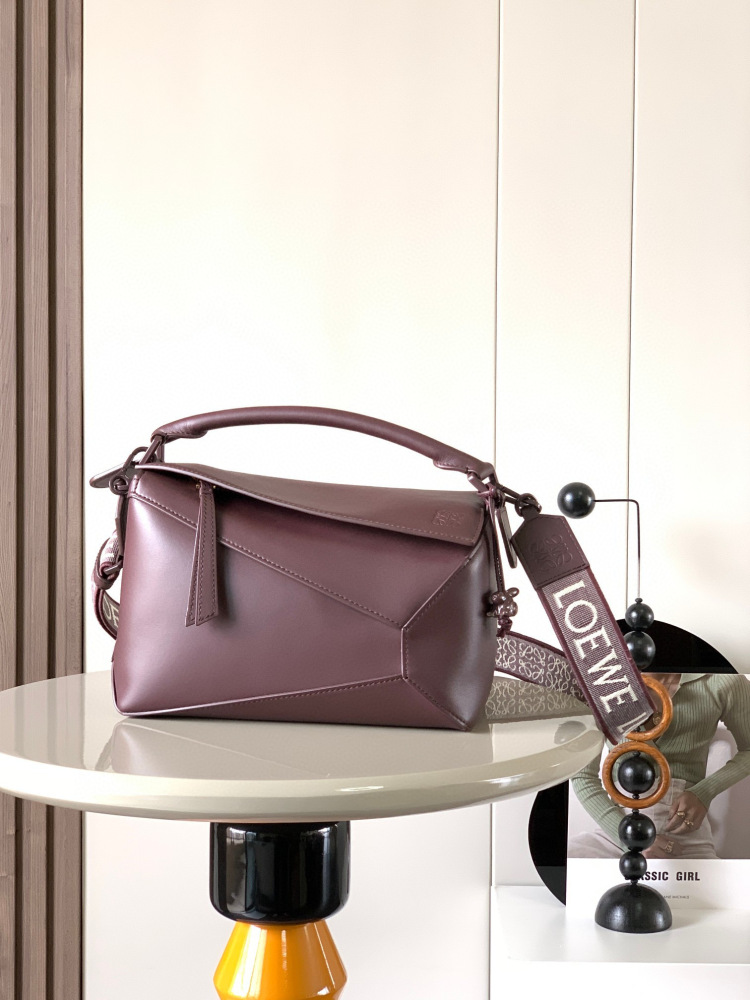Loewe puzzle small