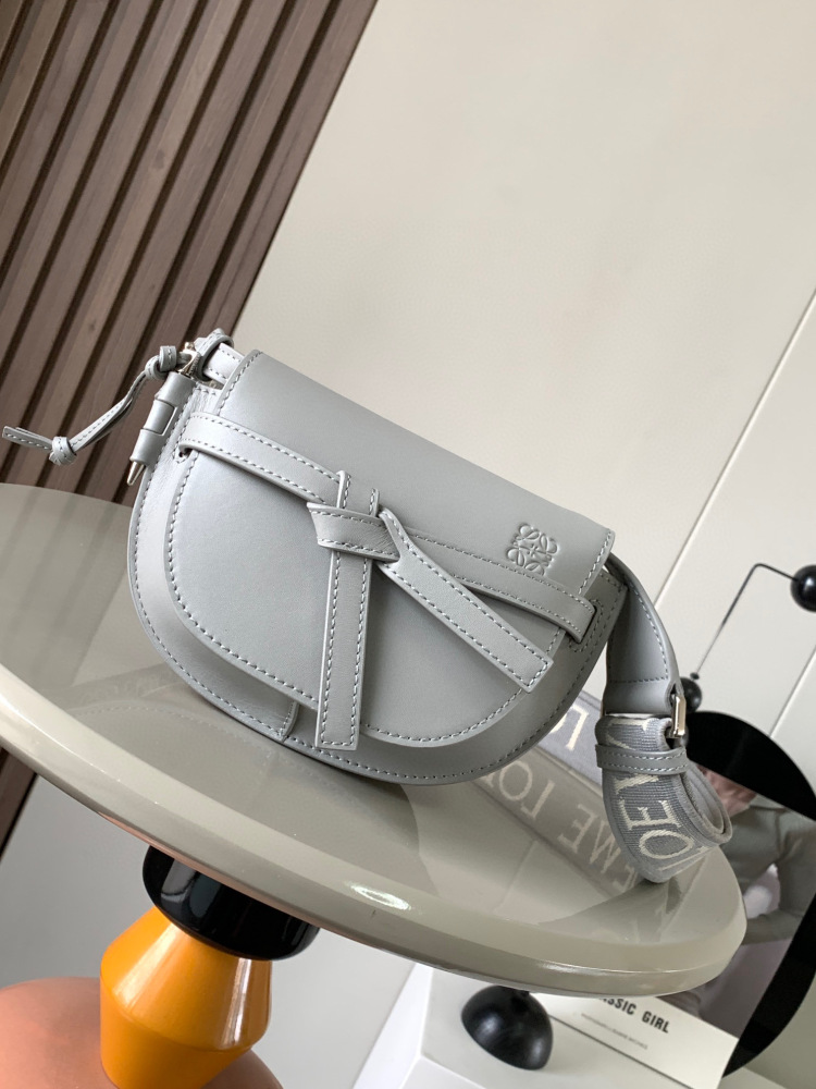 Loewe gate bag mini