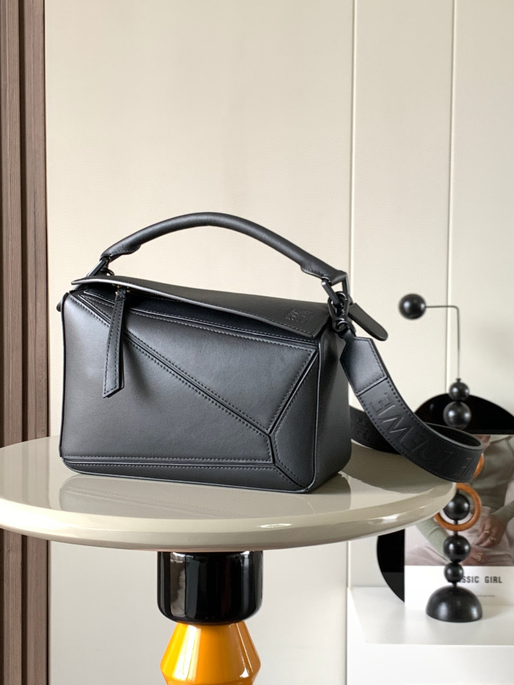 Loewe puzzle small