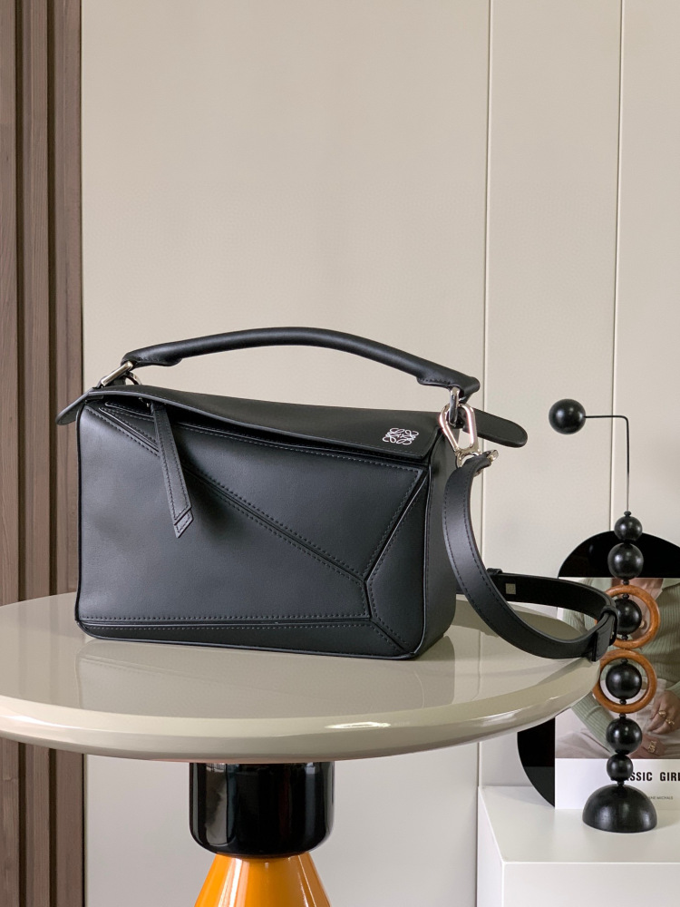 Loewe puzzle small