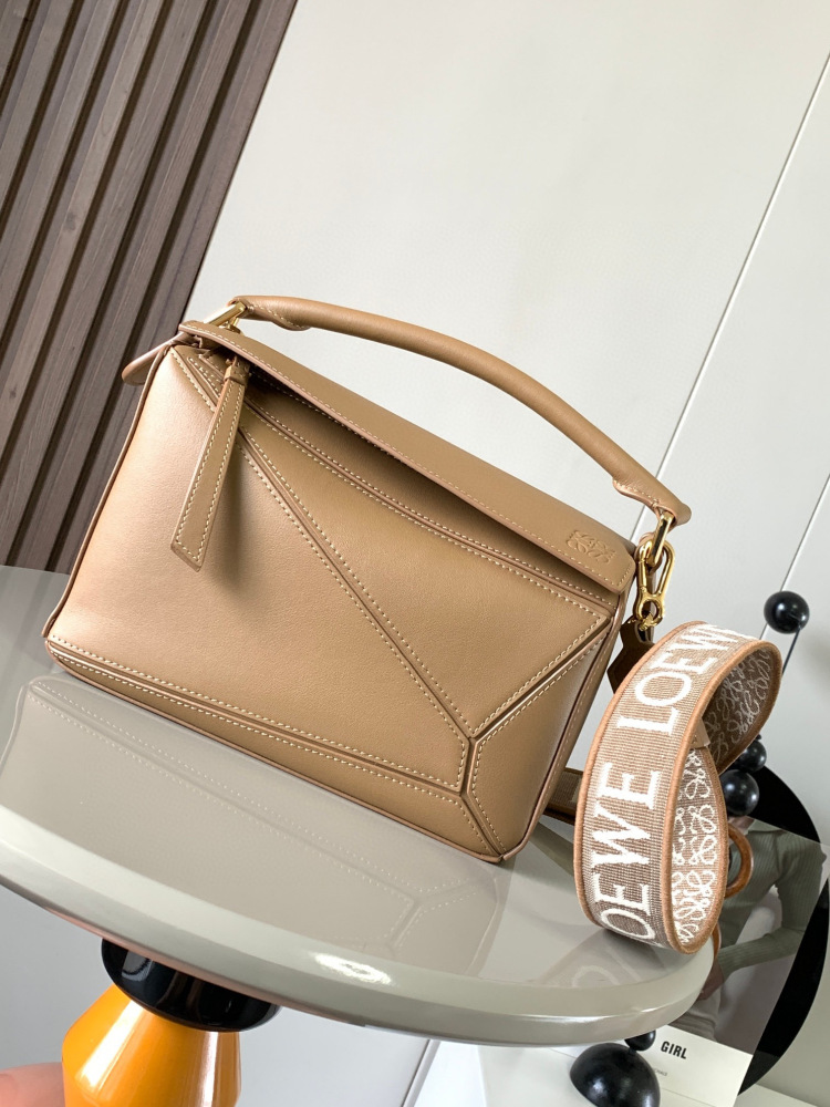 Loewe puzzle small