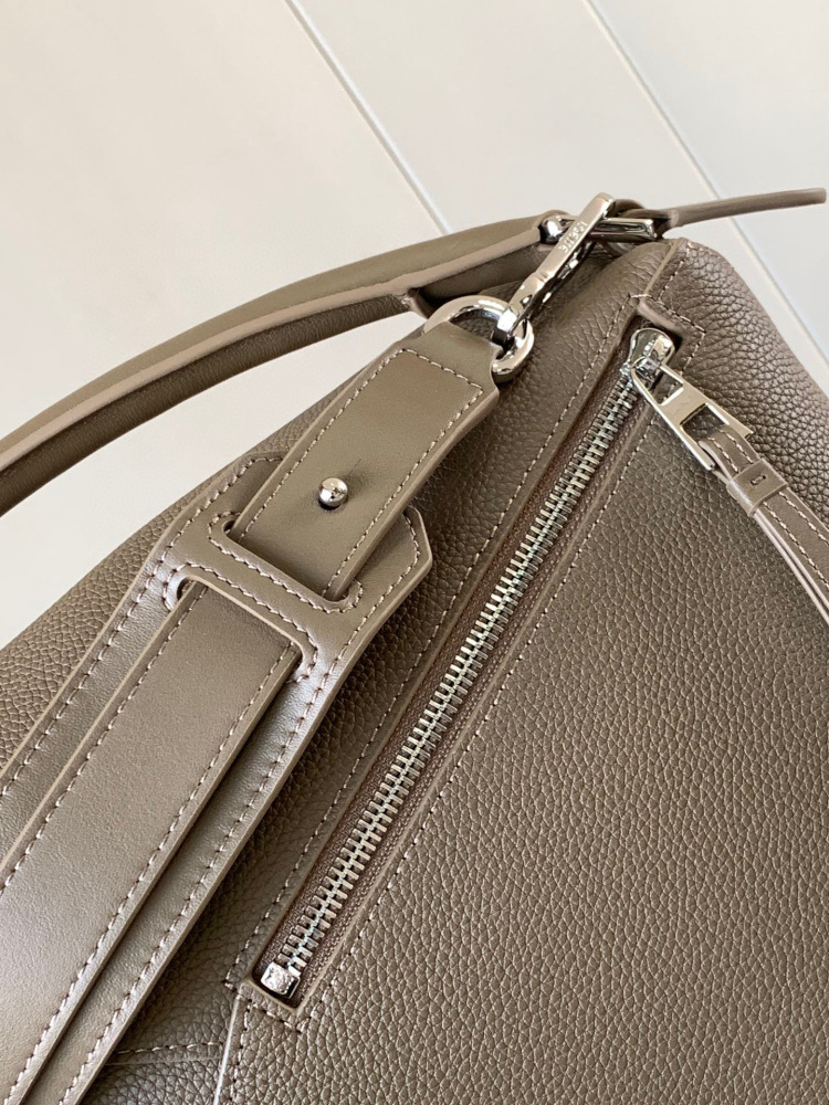 Loewe puzzle 29