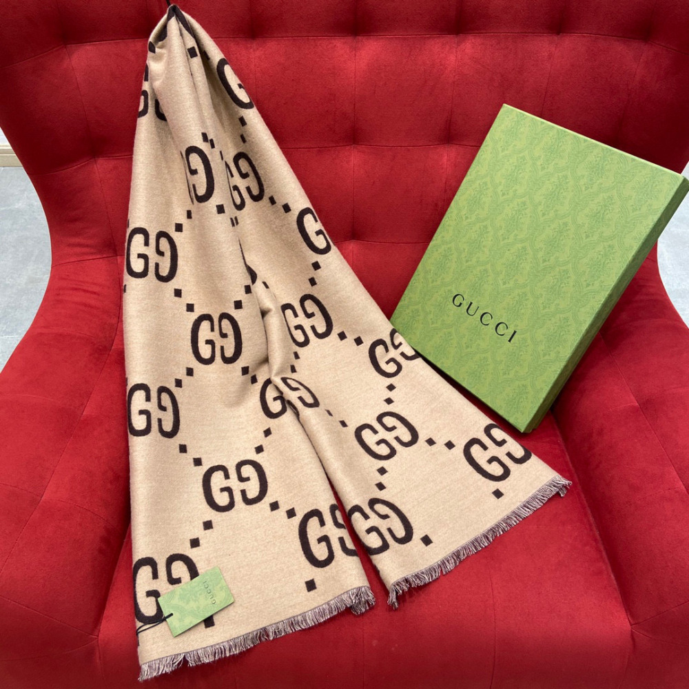 Top grade Gucci scarf