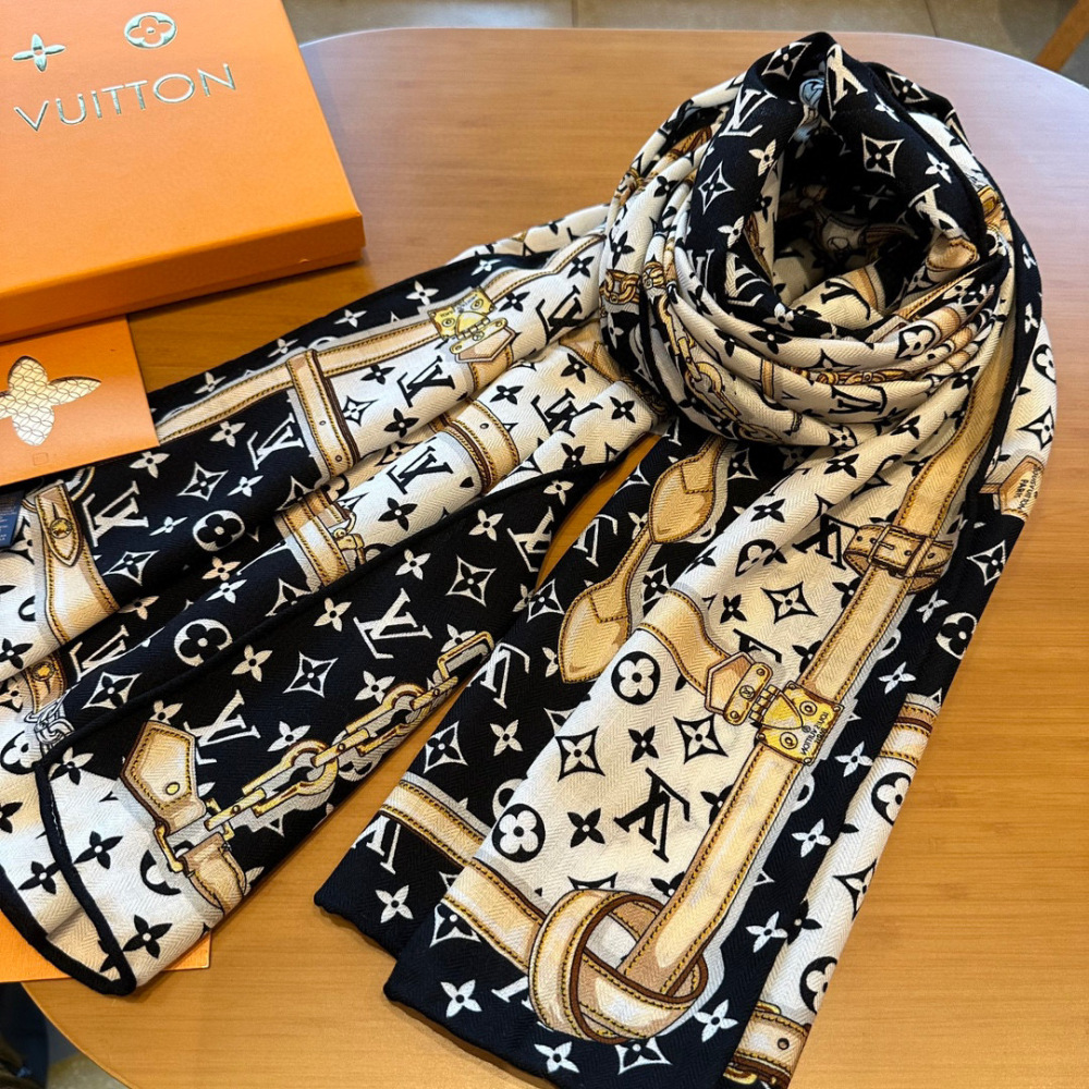 Top grade LV shawl 