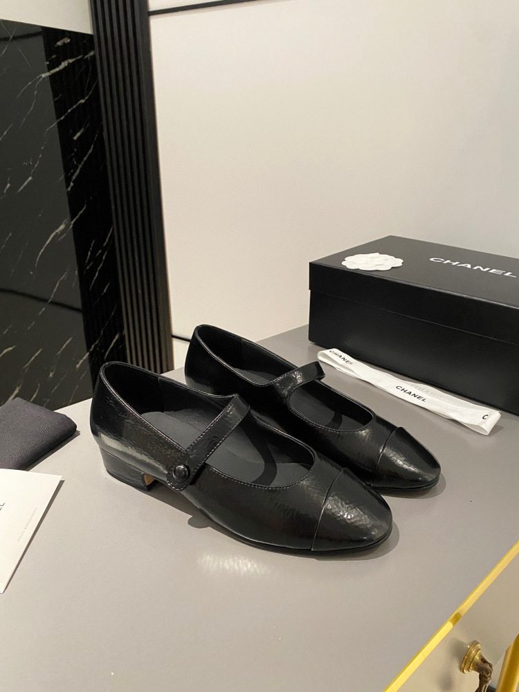 Chanel leather shoes